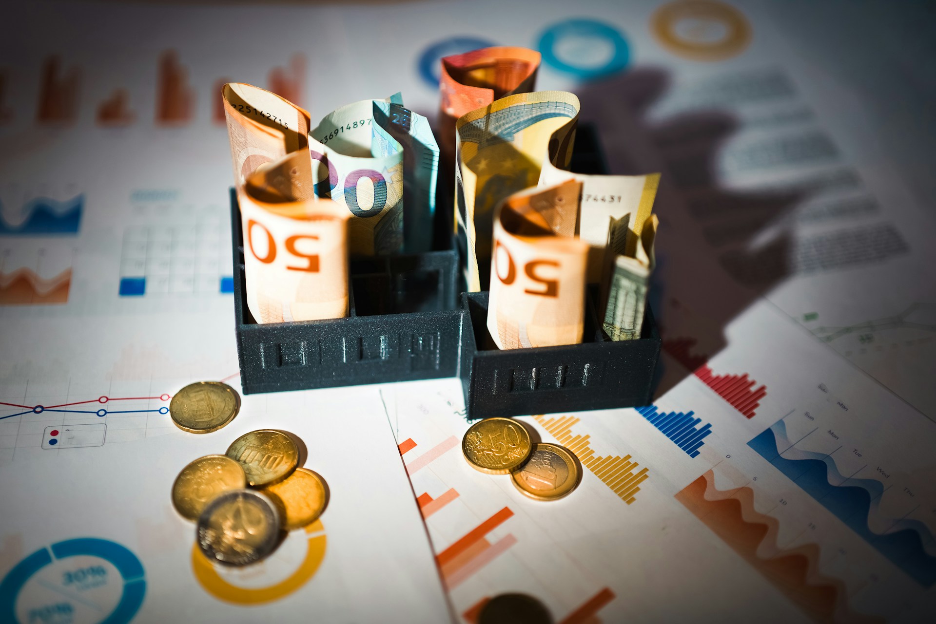 Budgeting for Beginners: The 50/30/20 Rule vs Zero-Based Budgeting