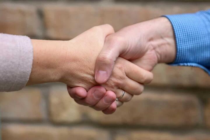 Peer-to-Peer Lending: Is the Risk Worth the Return for FIRE?