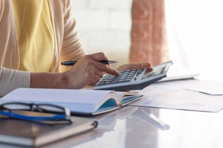 From €50k Debt to Financial Independence: A 7-Year Journey
